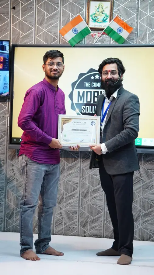 DMS January batch graduate with certificate
