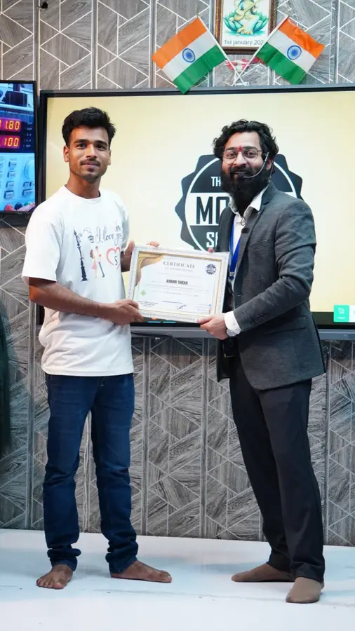 DMS January batch graduate with certificate