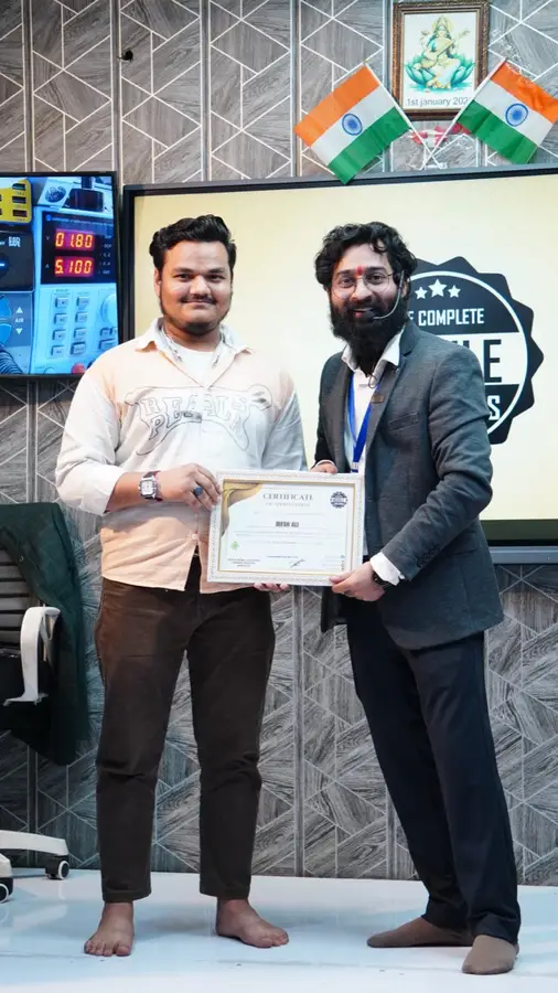 DMS January batch graduate with certificate