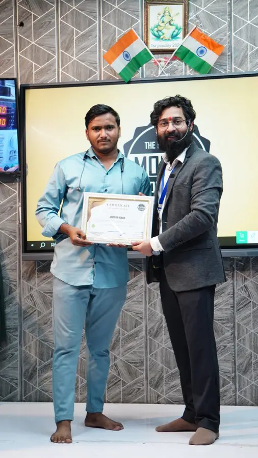 DMS January batch graduate with certificate