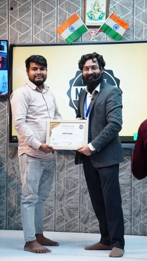 DMS January batch graduate with certificate
