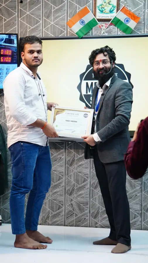 DMS January batch graduate with certificate