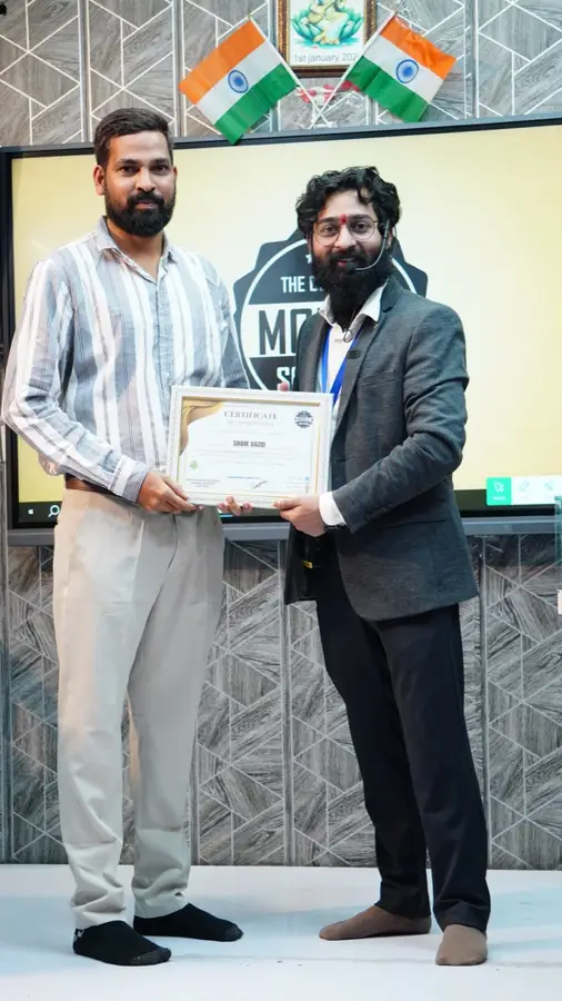 DMS January batch graduate with certificate