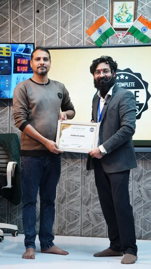 DMS January batch graduate with certificate