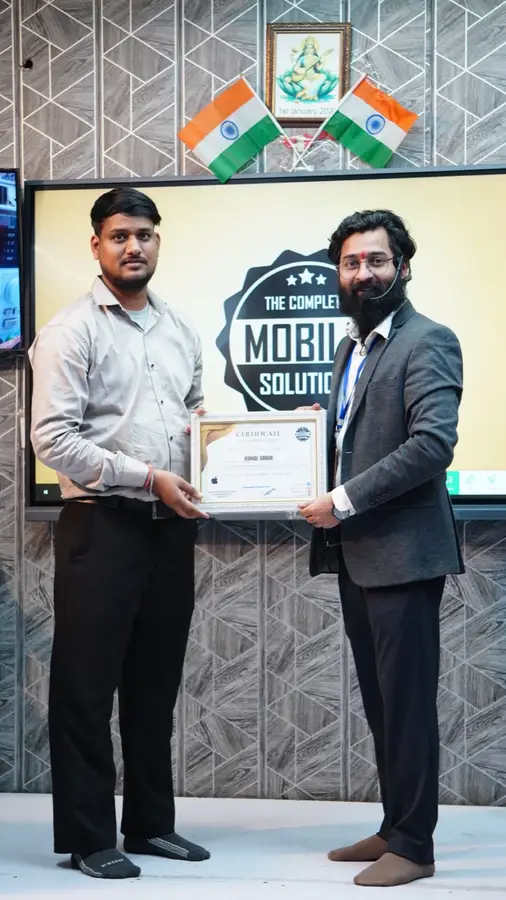 DMS January batch graduate with certificate